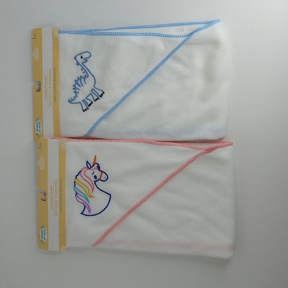 Unicorn & Dinosaur Hooded Towels - Picture 1 of 4